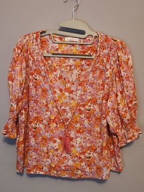 Floral Print V-Neck Peasant Top in Coral Pink